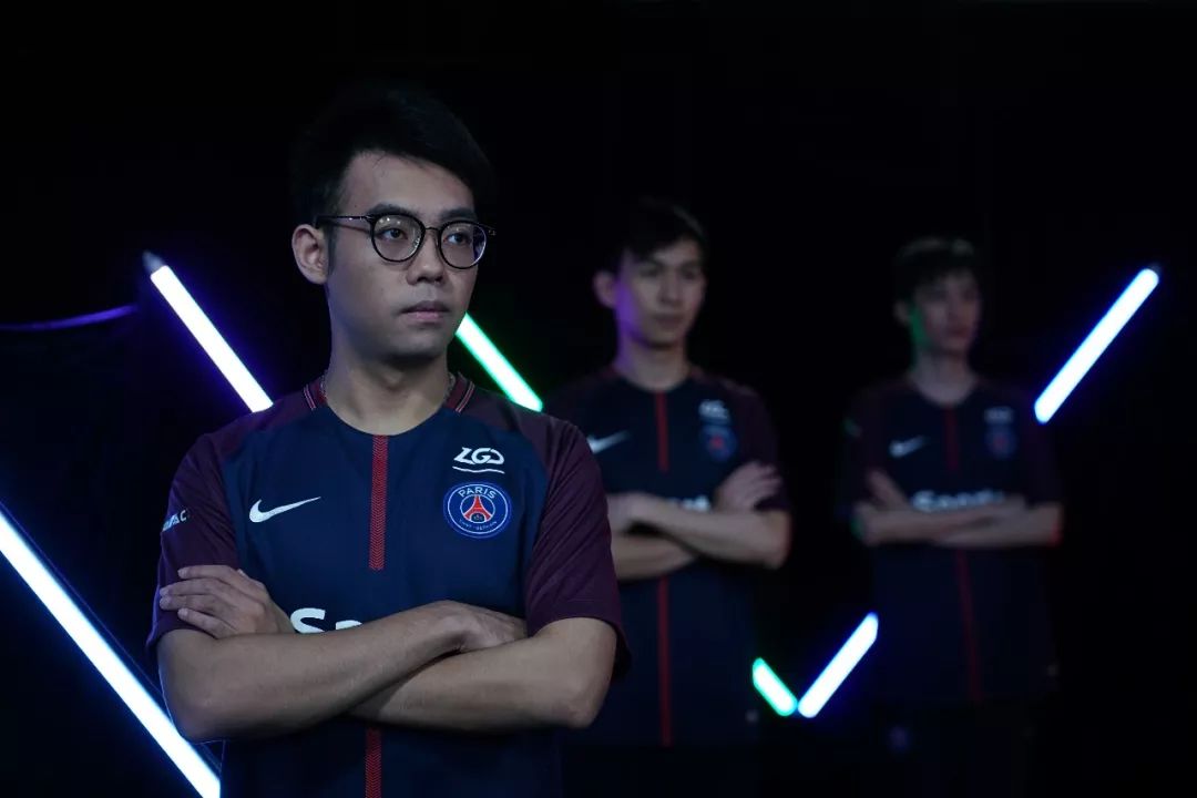 为什么职业选手从不玩百家乐或老虎机？解析“纯运气”游戏的避险。（职业玩家为何不碰百家乐与老虎机？解析“纯运气”游戏的避险逻辑）