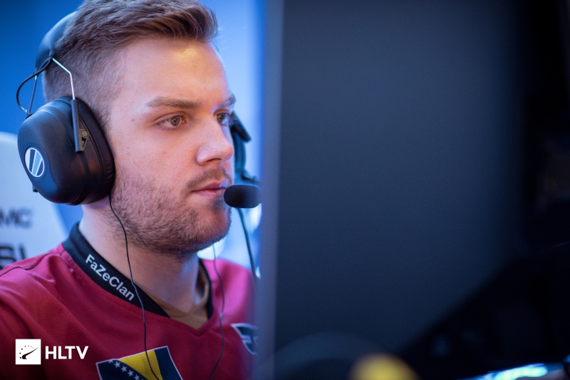 百家乐：长龙局中“反向投注”的致命心理。（百家乐长龙局中的逆向投注心理陷阱）