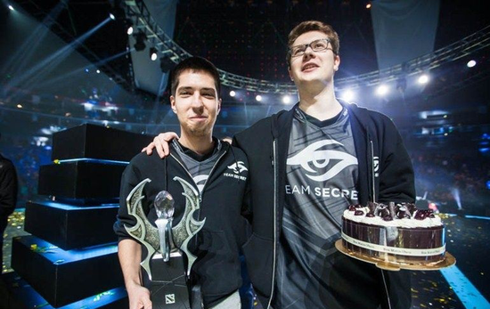 百家乐新手别急着下注（新手玩百家乐先别急下注）