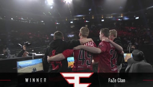 赌场防骗：识别“扑克桌面上的记号笔”与微型感应设备的配合。（赌场防骗：辨识牌桌标记笔与微型感应设备的协同使用）