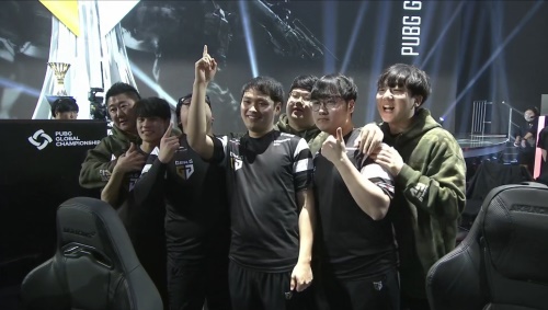 炸金花里情绪如何控制（玩炸金花如何稳住情绪）