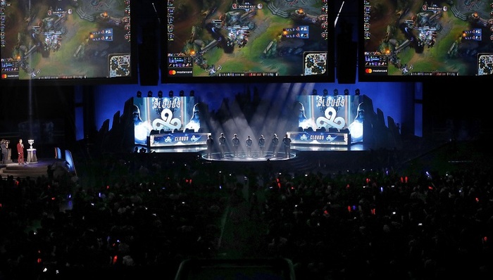 那些因百家乐而改变命运的真实案例：成功的与毁灭的。（被百家乐改写的人生：荣耀与崩塌的真实篇章）